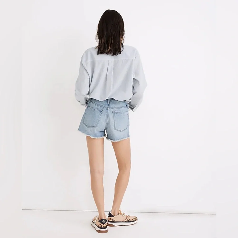 Madewell | The Perfect Jean Short in Balsam Wash | Sz 24 - Picture 3 of 9